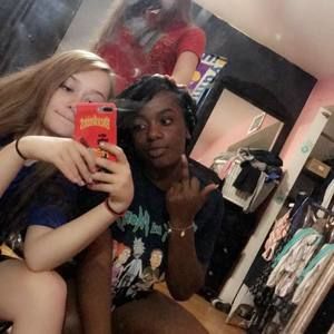 Meet your Posher, Mae